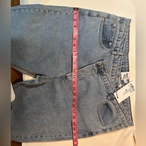 PRINCESS POLLY LIGHT WASH ASYMMETRIC STRAIGHT LEG HOLLY JEANS NWT- SIZE 12 - Picture 15 of 16